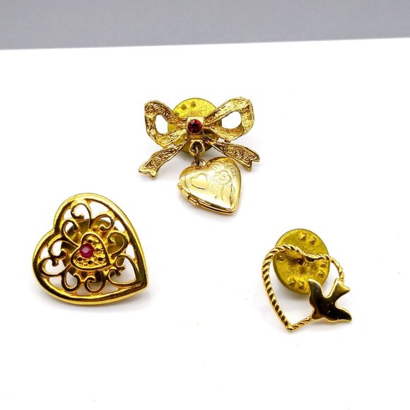 Vintage Tie Tack Bundle, Gold Tone Hearts Lot, Classic Trio of Men's Accessories - Picture 1 of 4